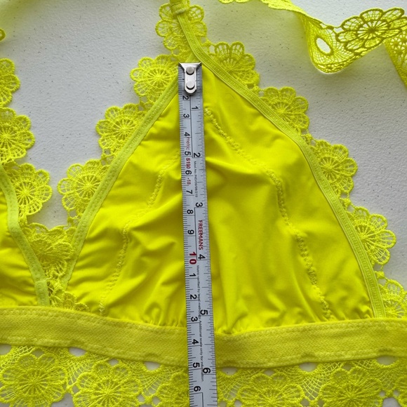 SALE 🏷️Aerie Lace Trim Bralette Size Medium - Picture 9 of 10